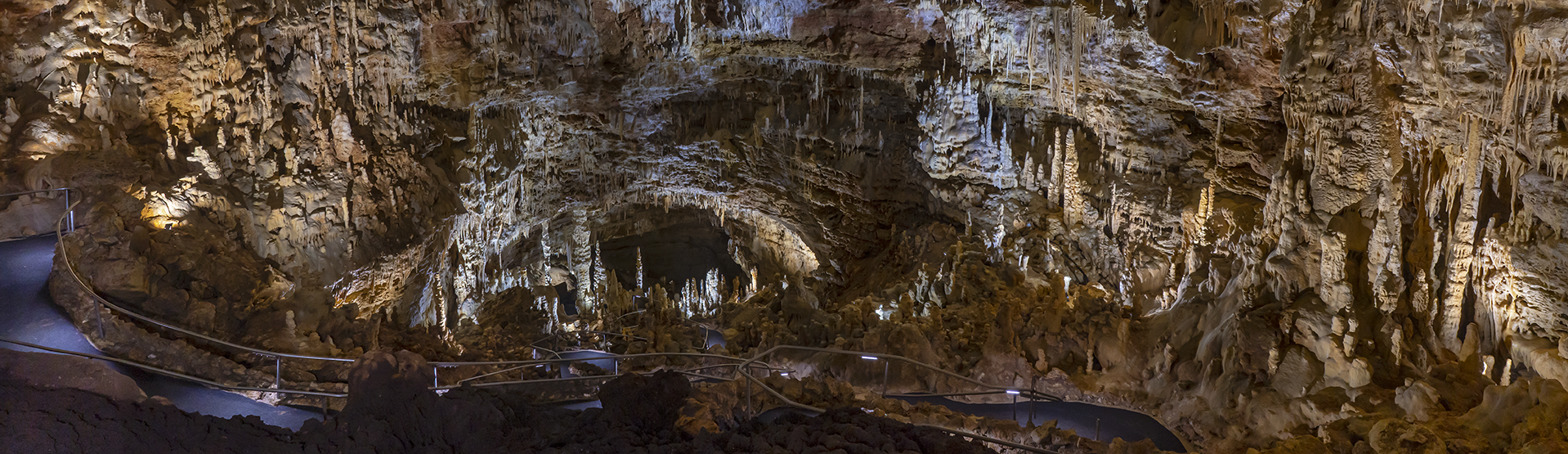 Overhead View of Hall of the Mountain King - Natural Bridge Caverns